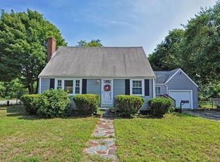 3 Lincoln Ave, Holbrook, MA 02343