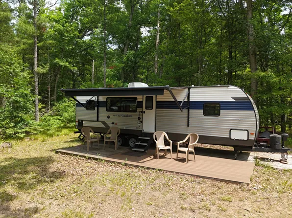 404 Riverview Dr, Baldwin, MI 49304