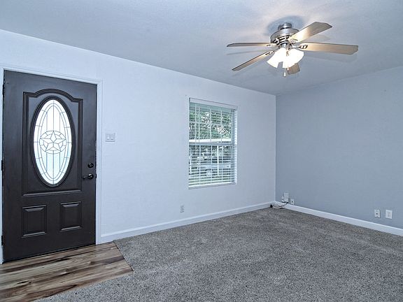 4th image of 6130 Siesta Valley Dr