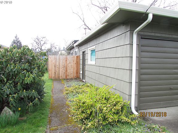 3rd image of 4805 Wintler Dr