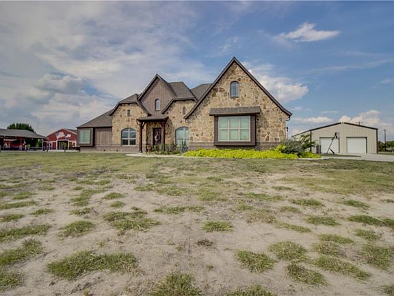 2nd image of 2300 Vista Oaks Ln
