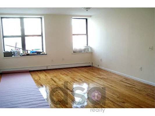 Rented by DSA Realty | media 39