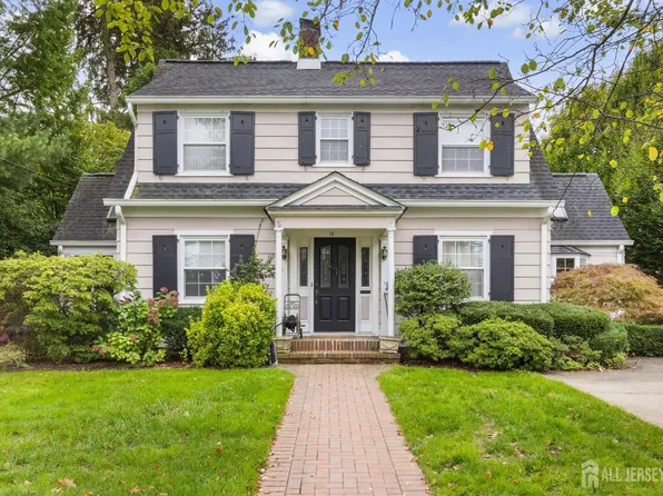 12 Brinckerhoff Ave, Freehold, NJ 07728