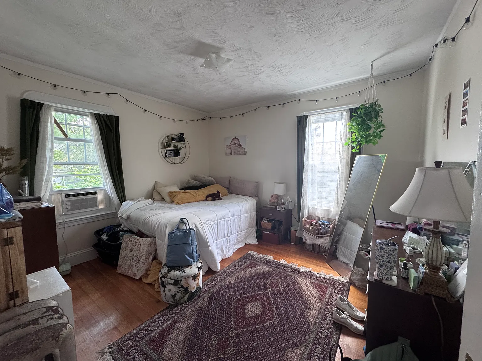 4 bed, 2756 sqft, $3,100 — Photo 3