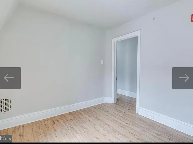524 E Johnson St #3 — Photo 5
