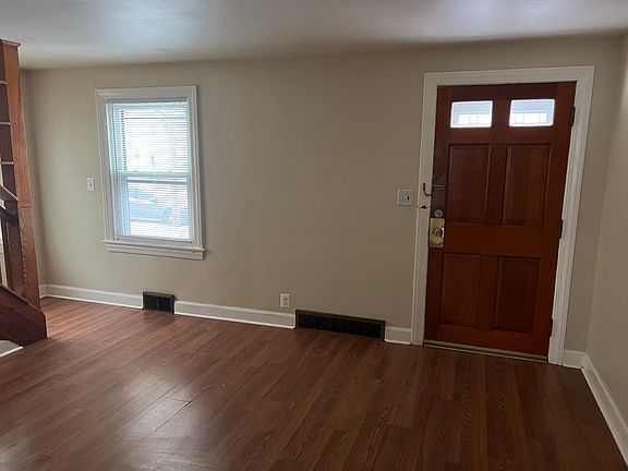5th image of 43 Jackson Ave