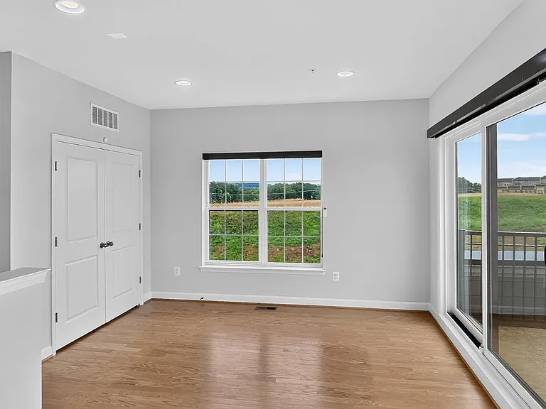 627 Leigh Way — Photo 41