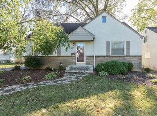 255 W Henderson Rd, Columbus, OH 43214