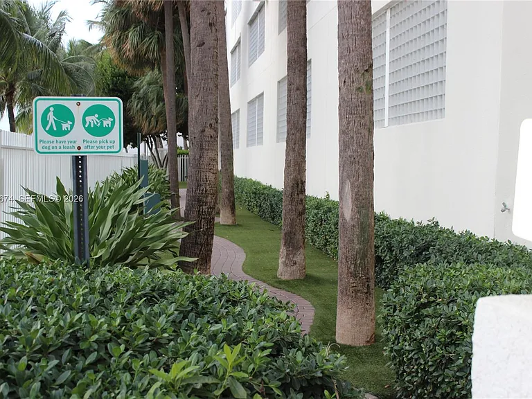 650 West Ave #810 — Photo 31