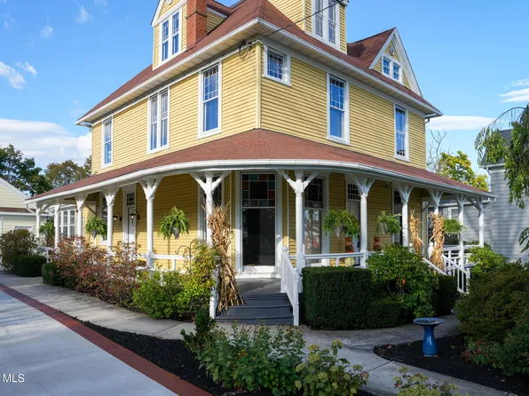 807 Walnut St, Hollidaysburg, PA 16648