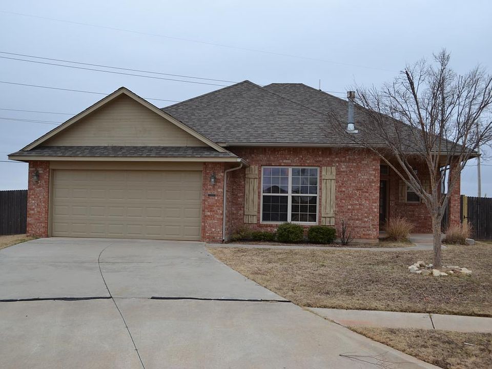 1st image of 19221 Everwood Dr
