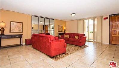 2nd image of 5339 Newcastle Ave Unit 107