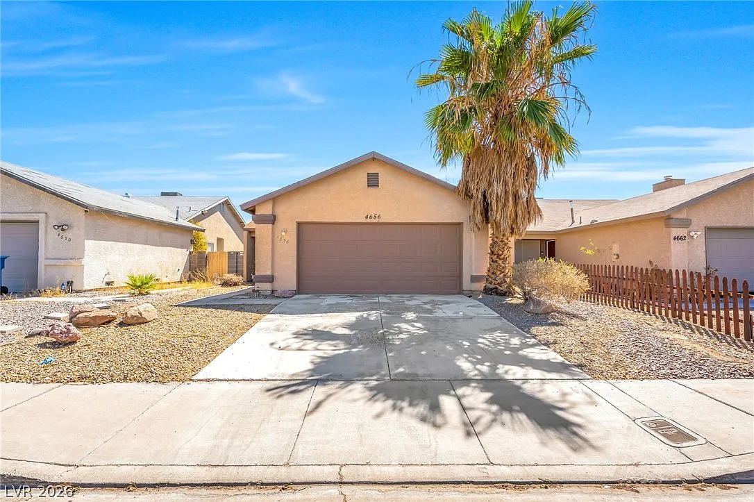 3 bed, 2.0 bath, 1223 sqft, $1,600 — Photo 1