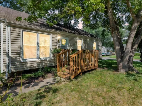 5246 N Askew Ave, Kansas City, MO 64119