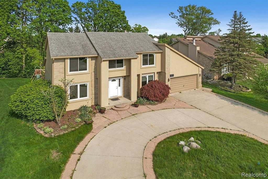 7316 Silver Leaf Ln, West Bloomfield, MI 48322 MLS 20230039371 Zillow