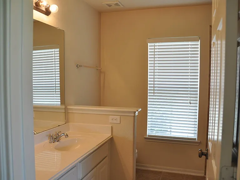 12814 Quail Creek Dr — Photo 30