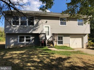 2149 Berkeley Dr, Vineland, NJ 08361