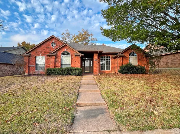 1513 Columbus Dr, Rowlett, TX 75089