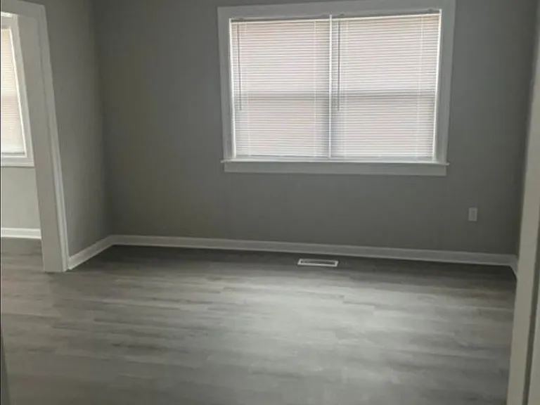 180 Gray Station Rd — Photo 10