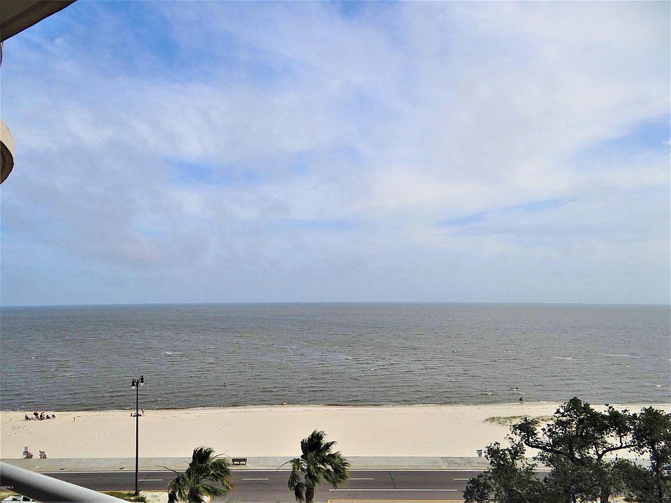1st image of 2228 Beach Dr