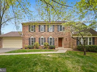 11511 Karen Dr, Potomac, MD 20854