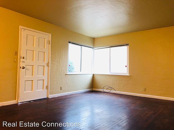 5th image of 716 N 1st St APT 3