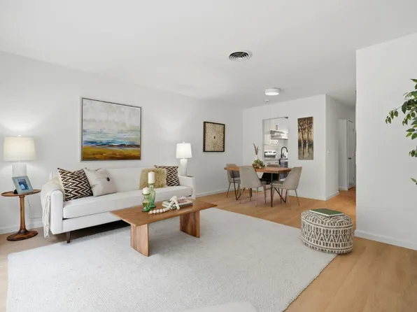 1318 Terra Nova Blvd, Pacifica, CA 94044