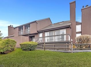 48-23 Bloomingdale Dr, Hillsborough, NJ 08844