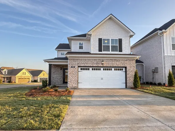 316 Booker Dr #51, Gallatin, TN 37066