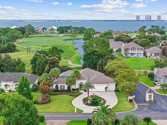 3rd image of 3701 Tiger Point Blvd
