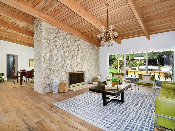 5th image of 23741 Mariano St