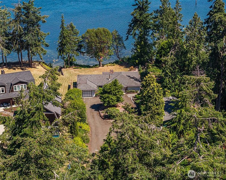 3rd image of 2129 W Sequim Bay