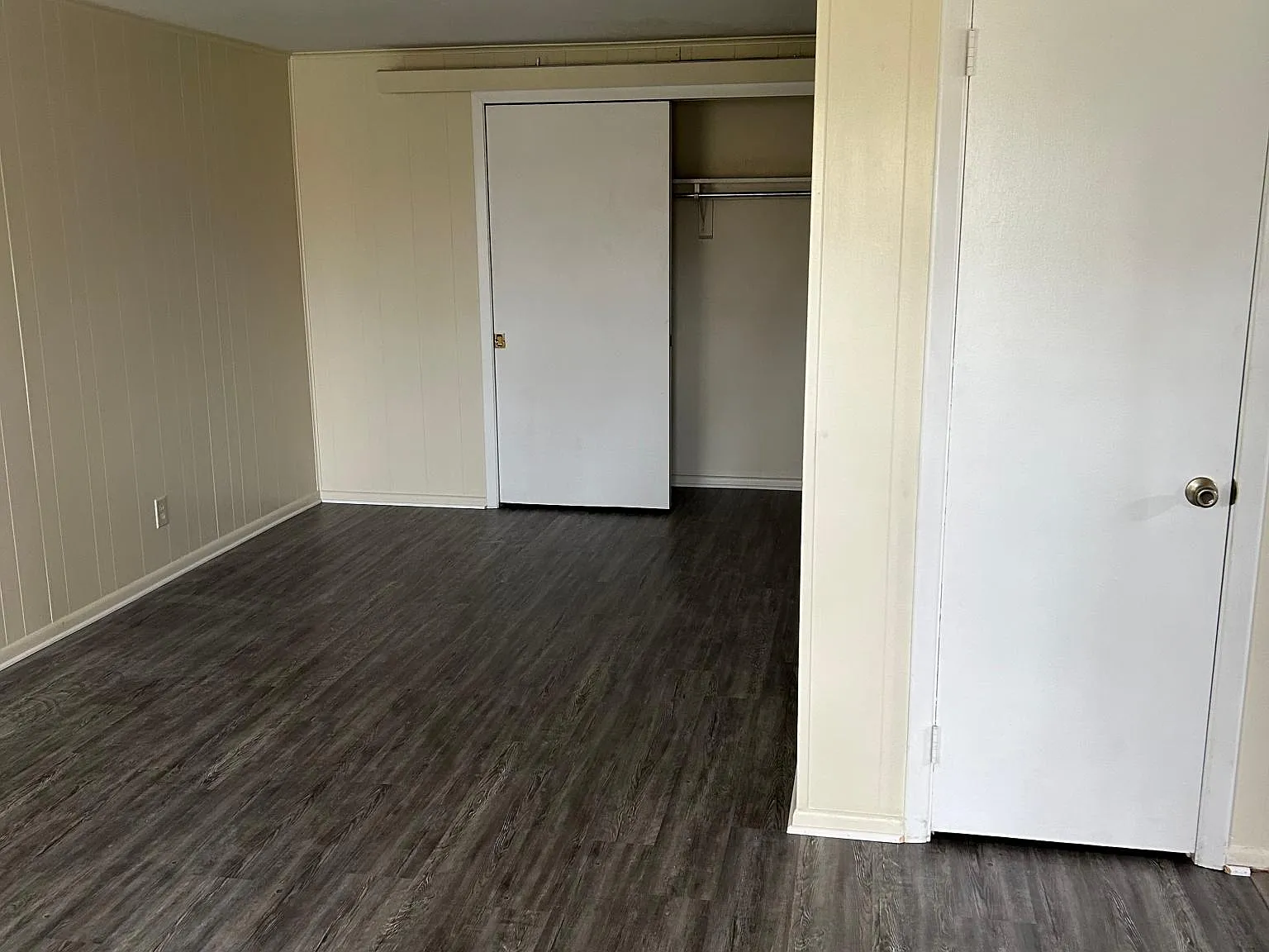 1 bed, 550 sqft, $800 — Photo 2