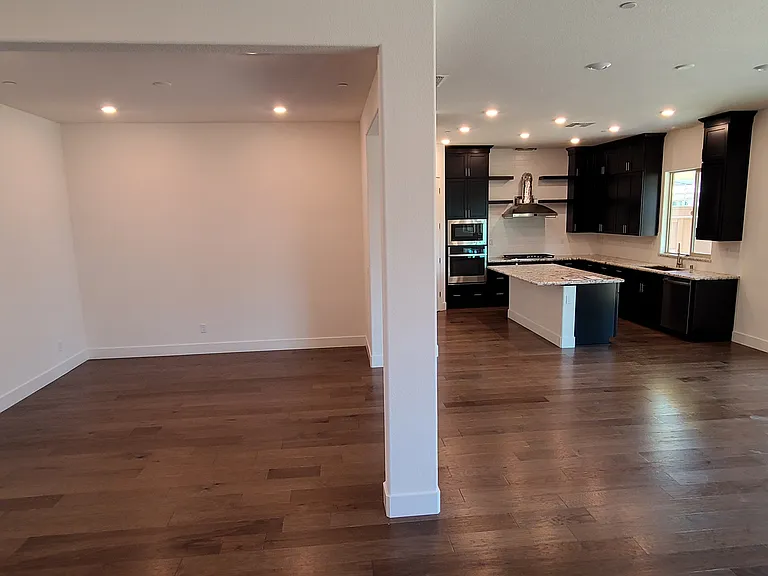 2208 Randolph Pl — Photo 11