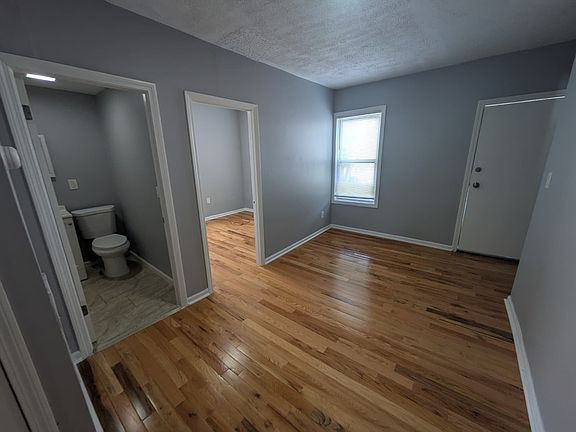 5th image of 29 Laurel Ct #O2r