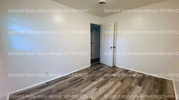 605 Hill St — Photo 14