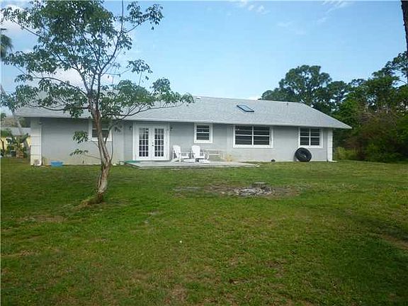 4th image of 1707 NE Sottong Ave