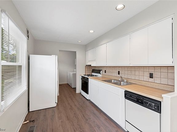 5th image of 11570 Glendora Ln