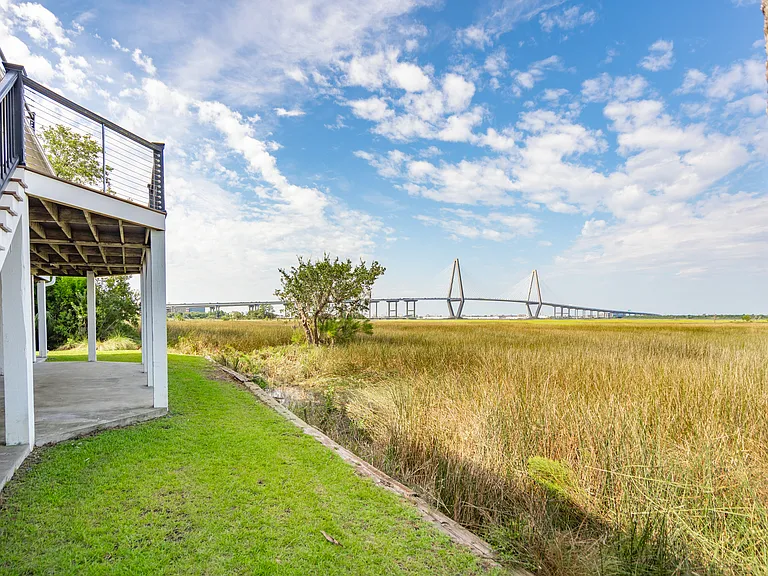 835 Bridge Point Cir — Photo 42