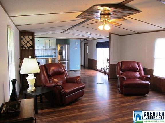 4th image of 386 Broom Dr