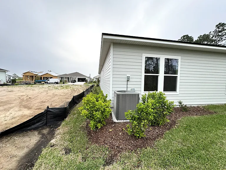 6 Blue Grotto Pl — Photo 39