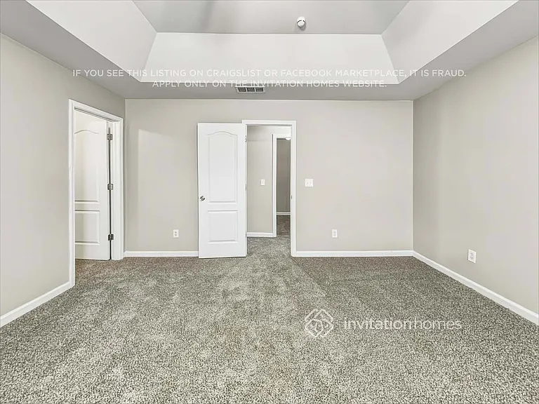 112 Brookvalley Xing — Photo 11