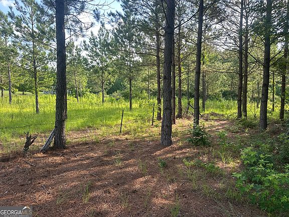 4th image of 900 Habersham Church Rd