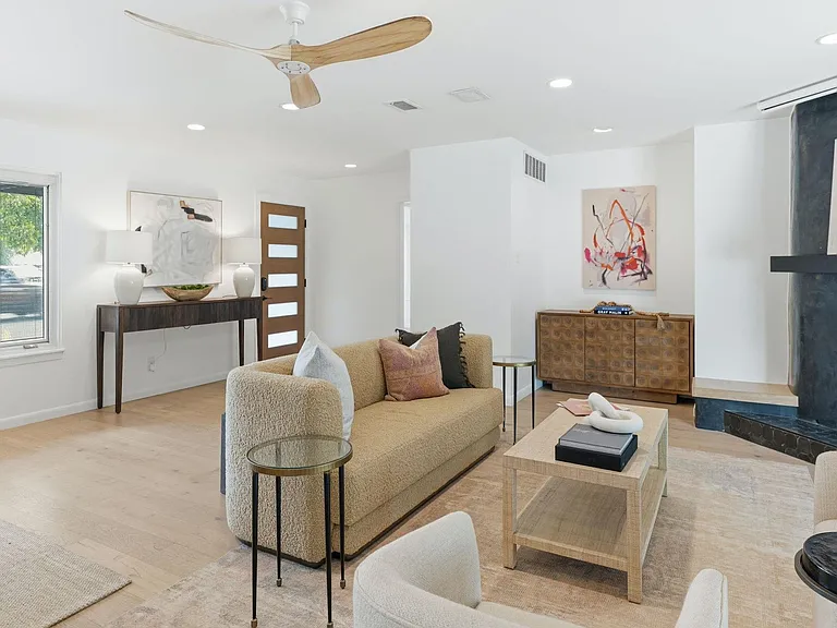 7600 Shoal Creek Blvd — Photo 11