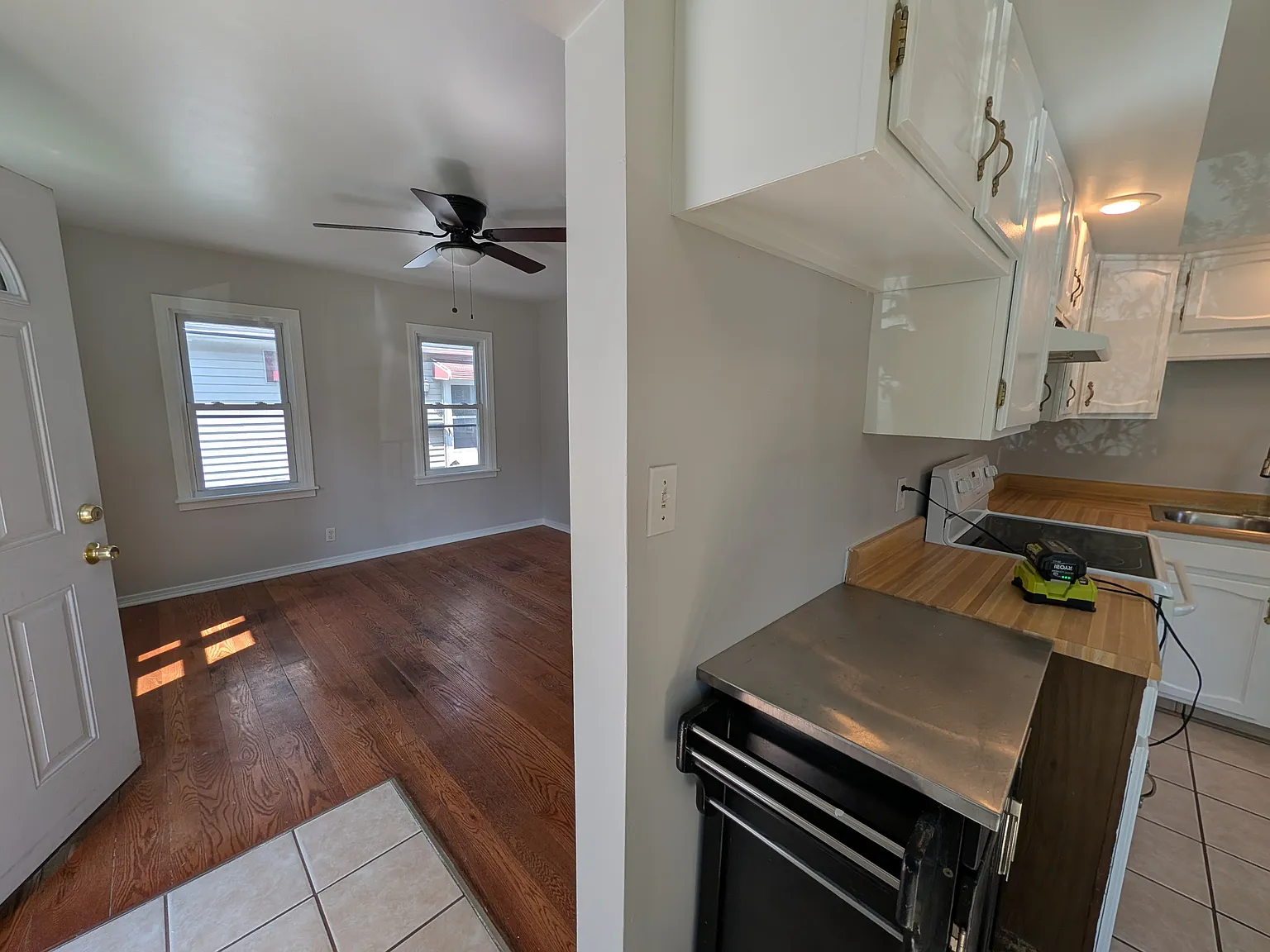 4 bed, 1440 sqft, $2,295 — Photo 1