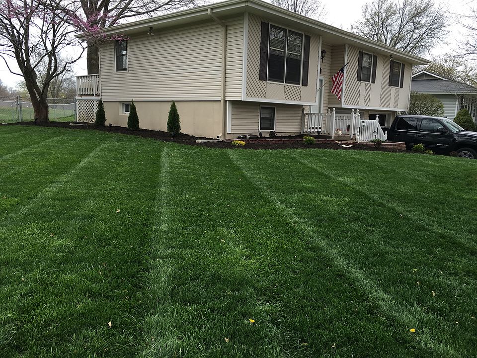 1st image of 3318 Grandview Dr