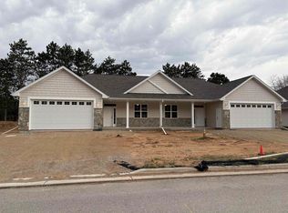 2095 Abbey Rd, New London, WI 54961