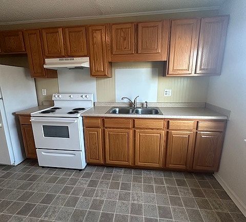 4th image of 2322 Indian Dr APT A1