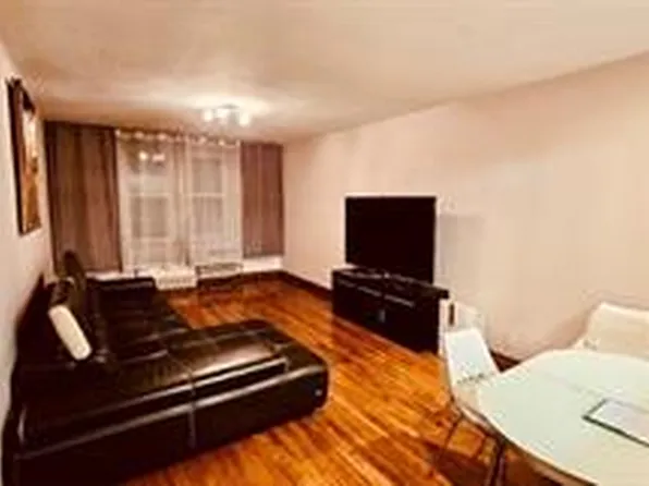 1237 Avenue Z image 6 of 17