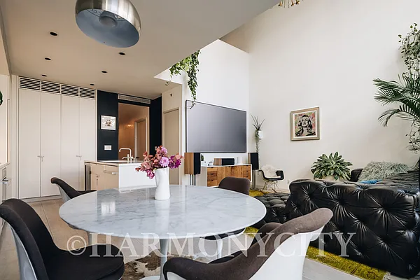 Rented by Harmonycity Corp. | media 9